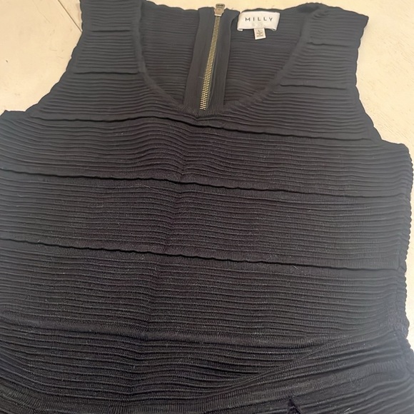 Milly dress thick material - Picture 2 of 9